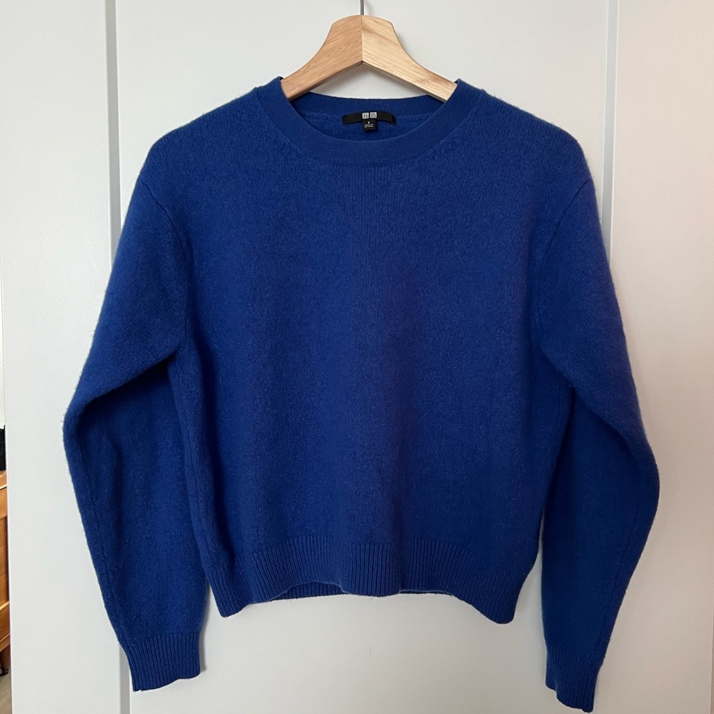 100% wool blue sweater